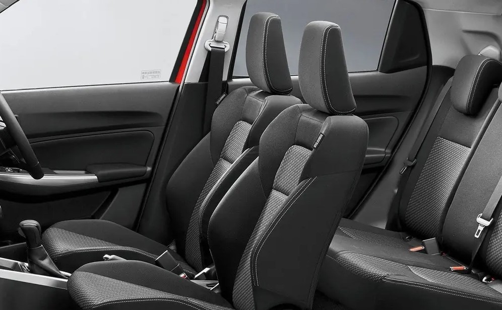 Фото салона Suzuki Swift 2016