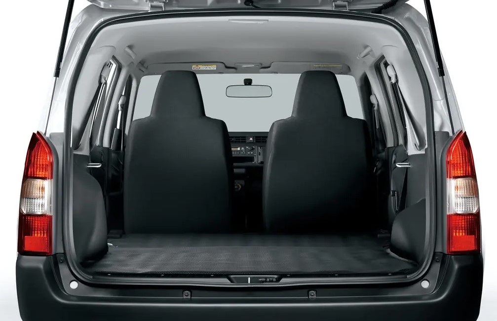 Фото салона TOYOTA PROBOX