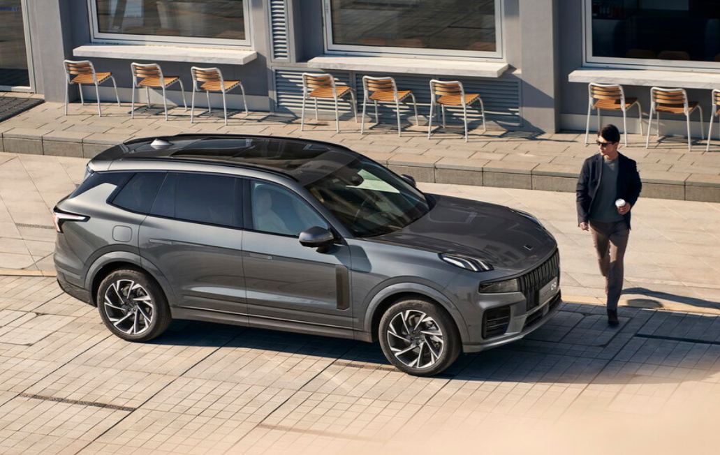 Внешний вид Lynk & Co 09