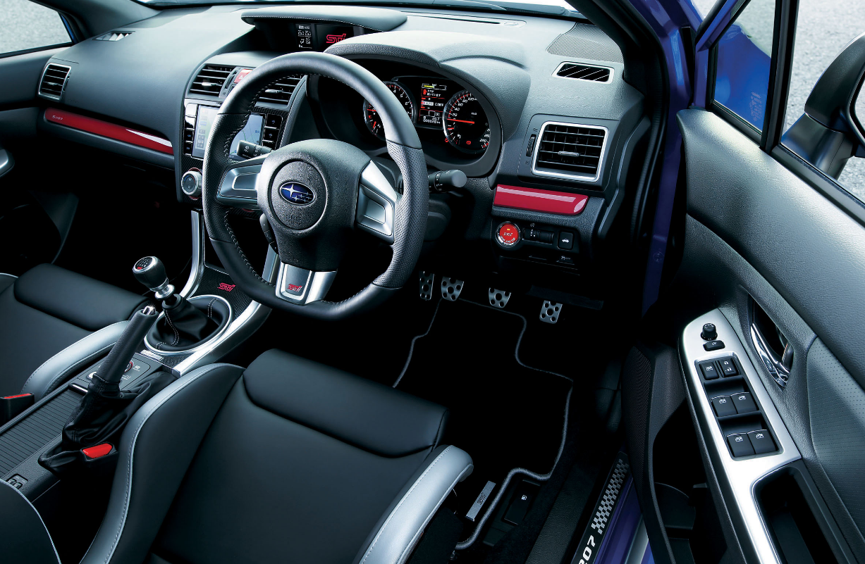 Фото салона Subaru WRX 5 поколения