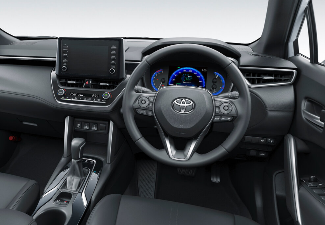 Фото салона Toyota Corolla Cross