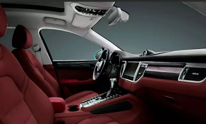 Фото салона Zotye SR8
