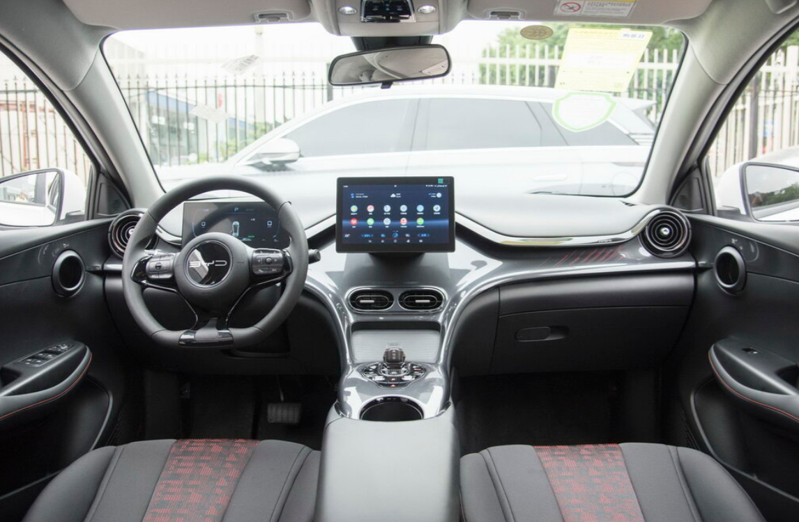 BYD E2