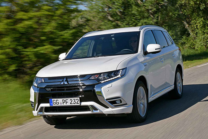 Внешний вид Mitsubishi Outlander PHEV