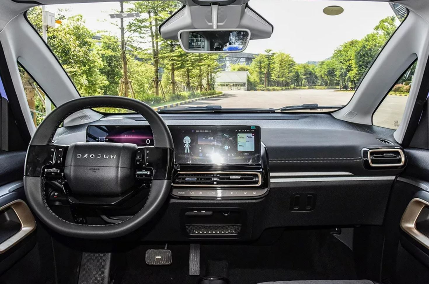 Baojun KiWi интерьер